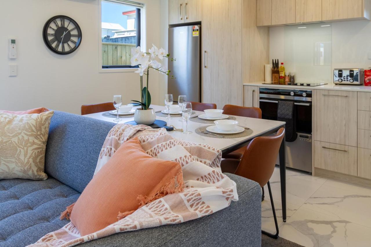 Beachside Bliss: 1 Bed 1 Bath Christchurch Exterior photo